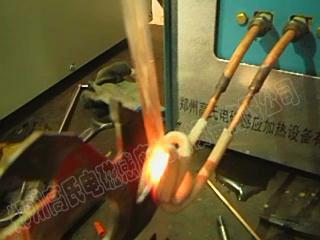 采用高频感应加热电源对木工刀具进行焊接